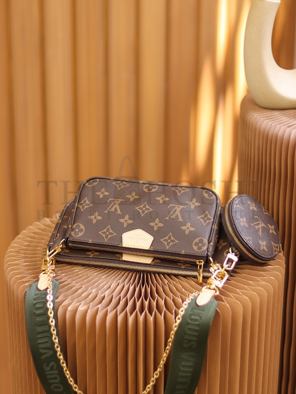 L0vis Vvtt0n LV Women Multi-Pochette Accessoires Bag in Monogram Canvas-Brown m44813 Master Quality