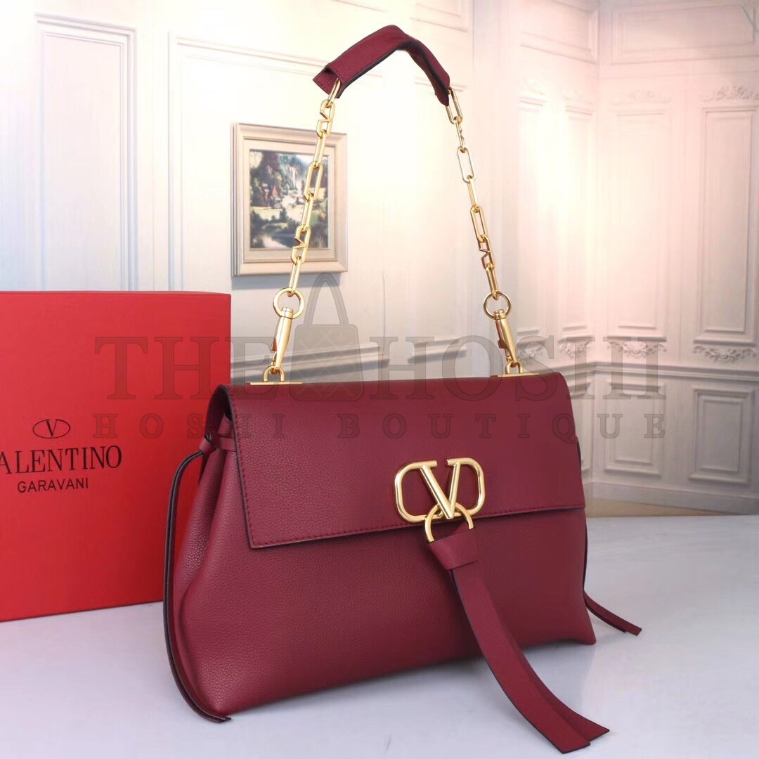Va1e*ntin0 Medium VRing Chain Bag In Bordeaux Grainy Calfskin Master Quality