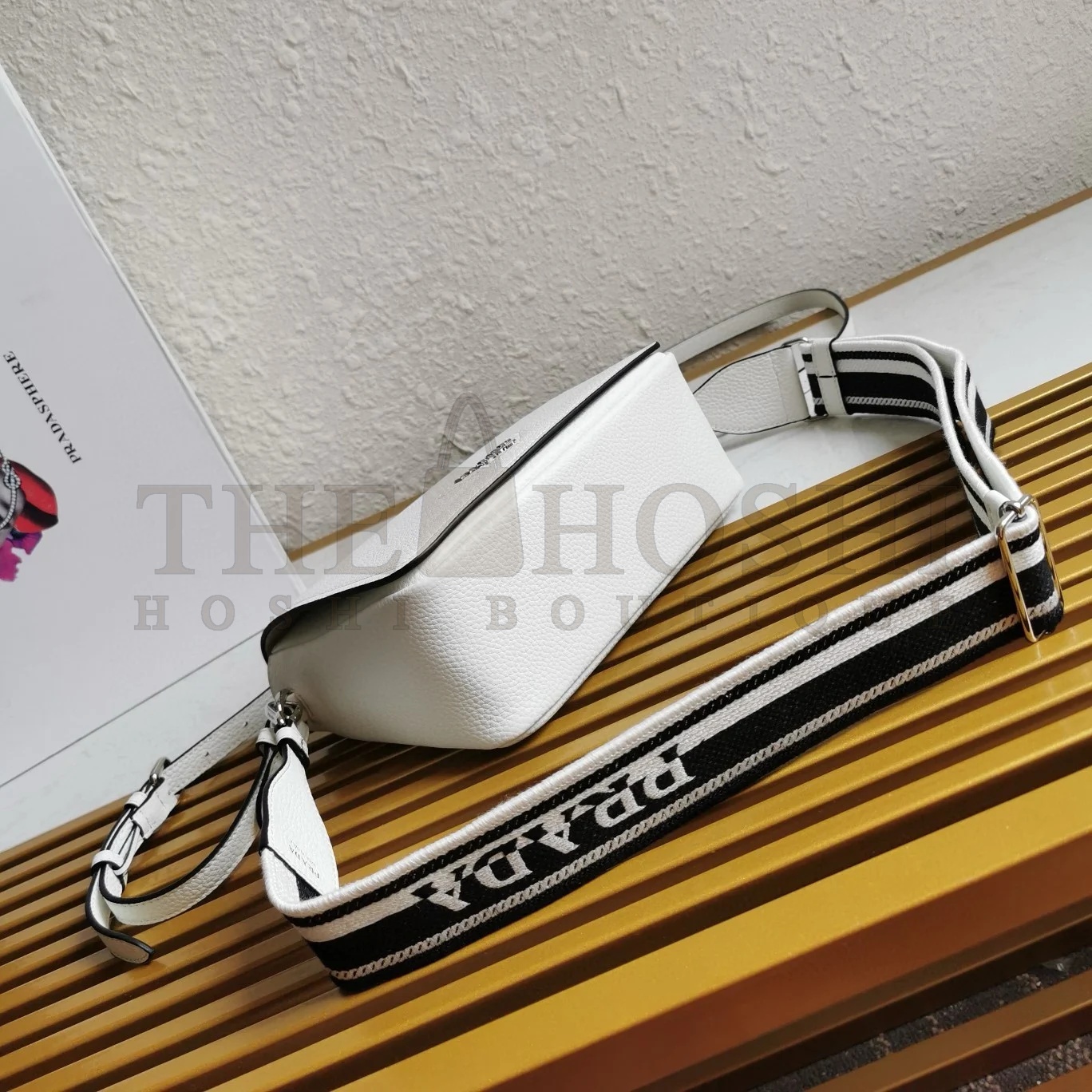 Pra*a Flap Shoulder Bag in White Grained Leather Master Quality