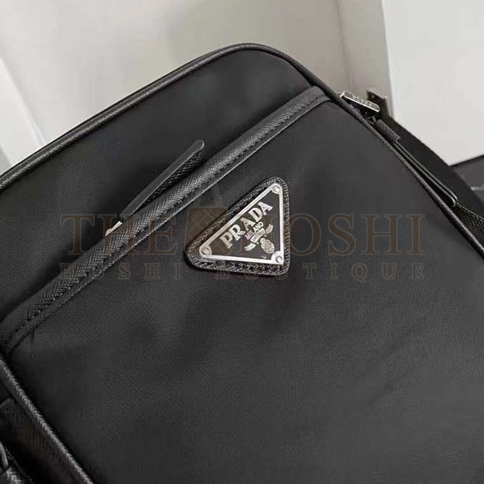 Pra*a Unisex Re-Nylon Saffiano Shoulder Bag Black Zipper Closure Fabric Leather Master Quality