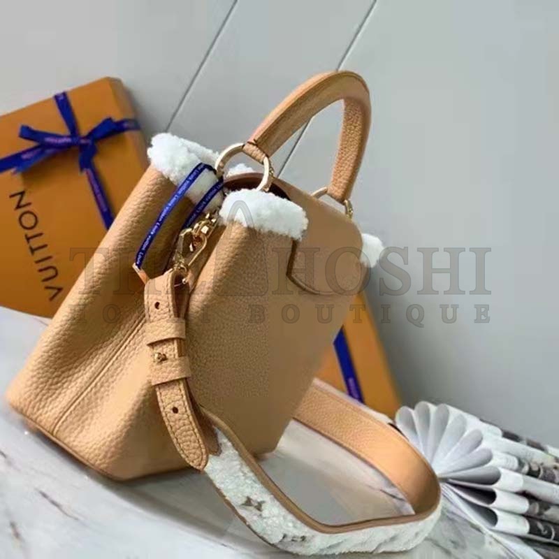 L0vis Vvtt0n LV Women Capucines BB Bag Arizona Taurillon Leather Shearling Master Quality