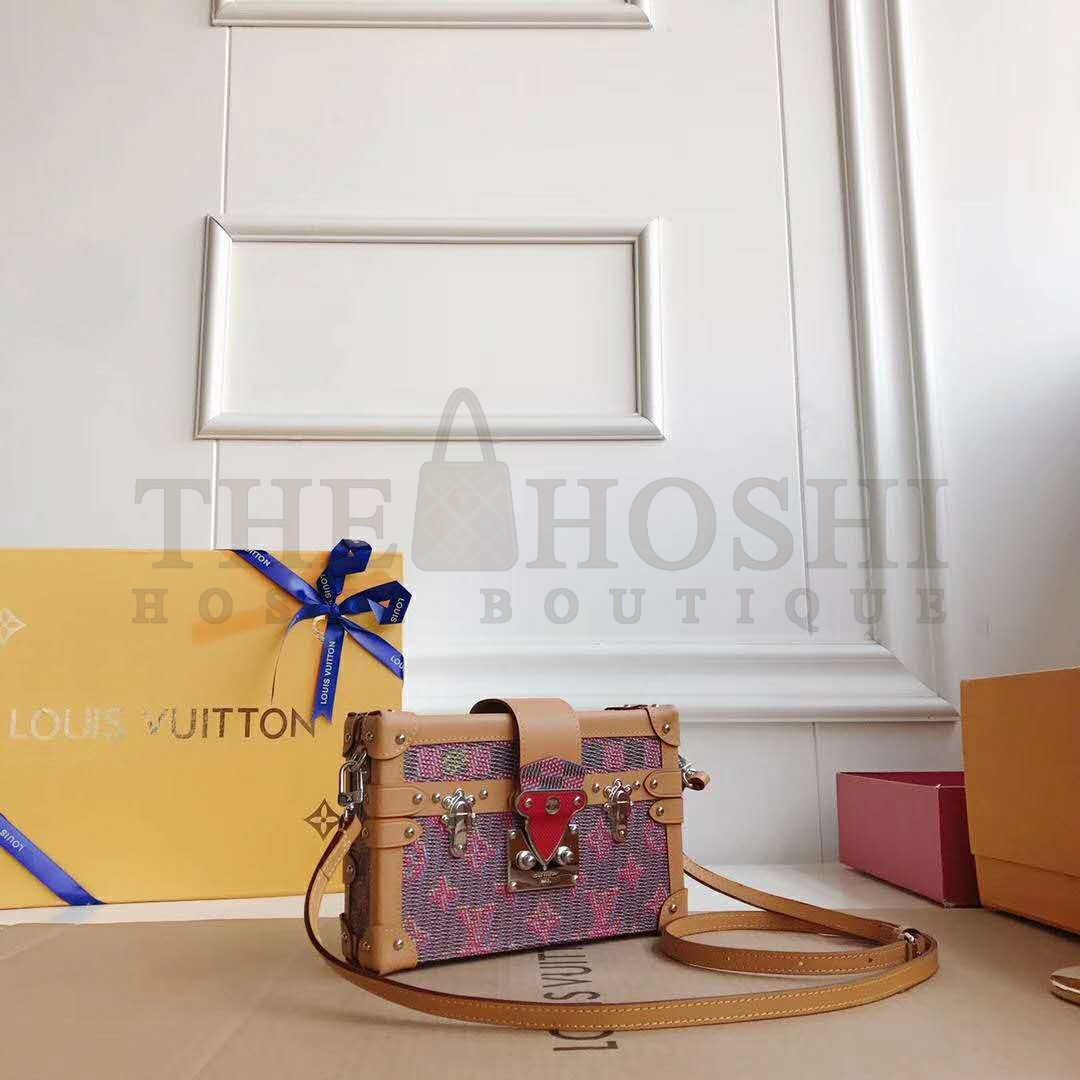 L0vis Vvtt0n LV Women Petite Malle Handbag Monogram LV Pop Print Master Quality