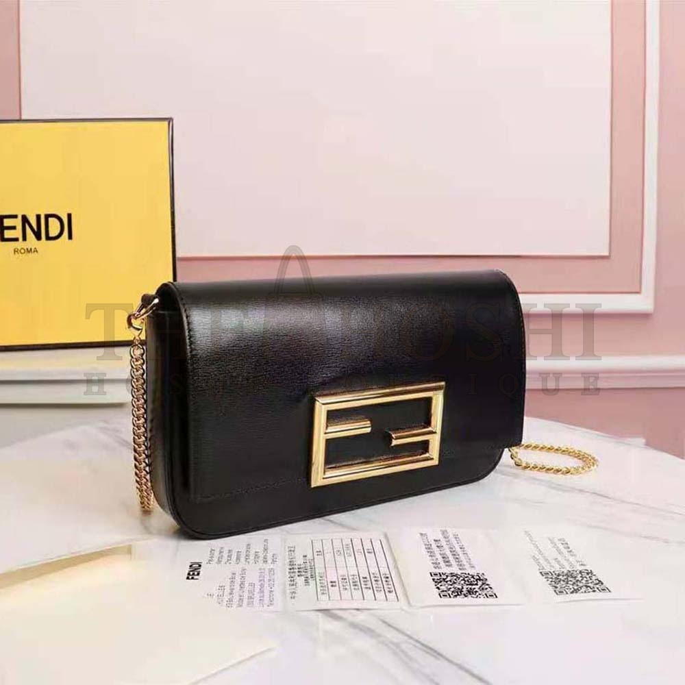 F**di Women Wallet on Chain with Pouches Leather Mini-Bag-Black Master Quality