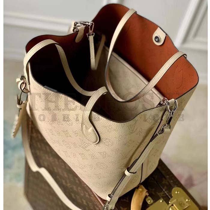 L0vis Vvtt0n LV Women Blossom MM Tote Bag Beige Mahina Perforated Calfskin Leather Master Quality