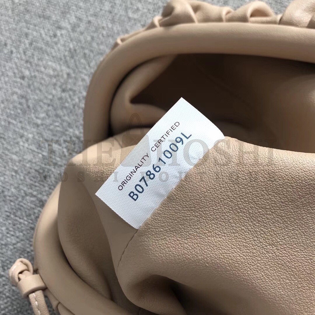 B0tt*ga Ven*ta Pouch Mini Bag In Beige Calfskin Master Quality