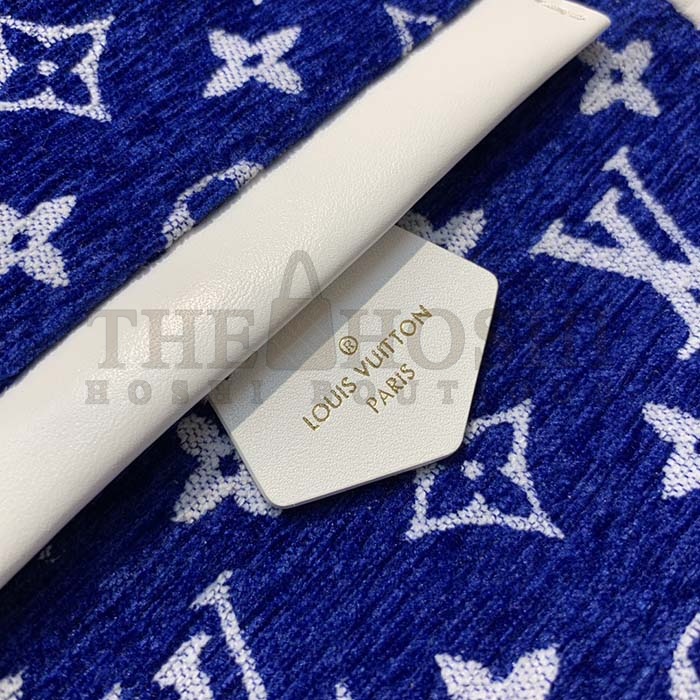 L0vis Vvtt0n LV Unisex Palm Springs Mini Backpack Blue Monogram Velvet Jacquard Master Quality