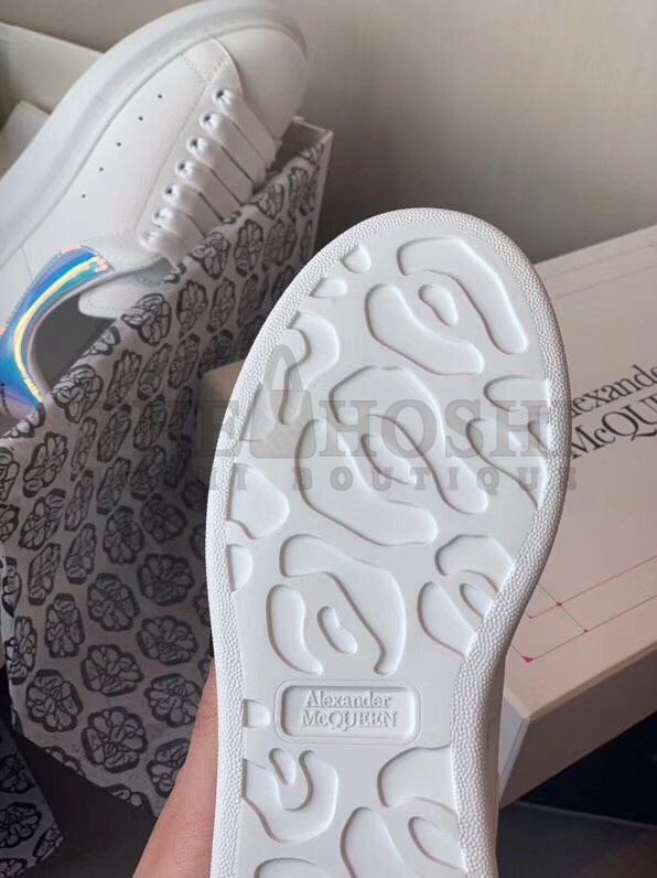 A1exa*der Mcqv*en Women