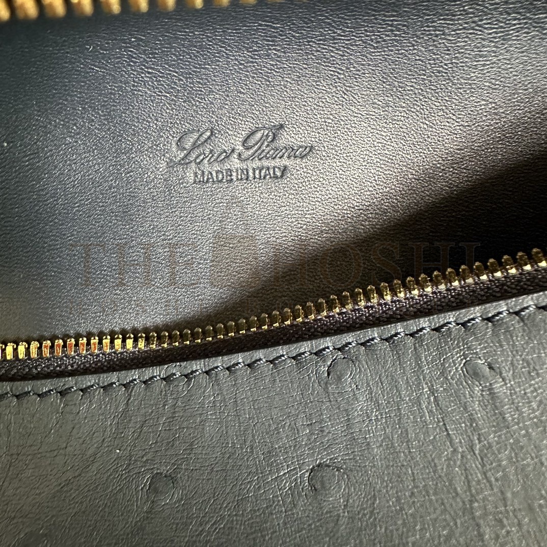 L0r0 P1ana LP L19 Extra Pocket Ostrich Leather Clutch Crossbody Bag 19x6.5x11cm Master Quality