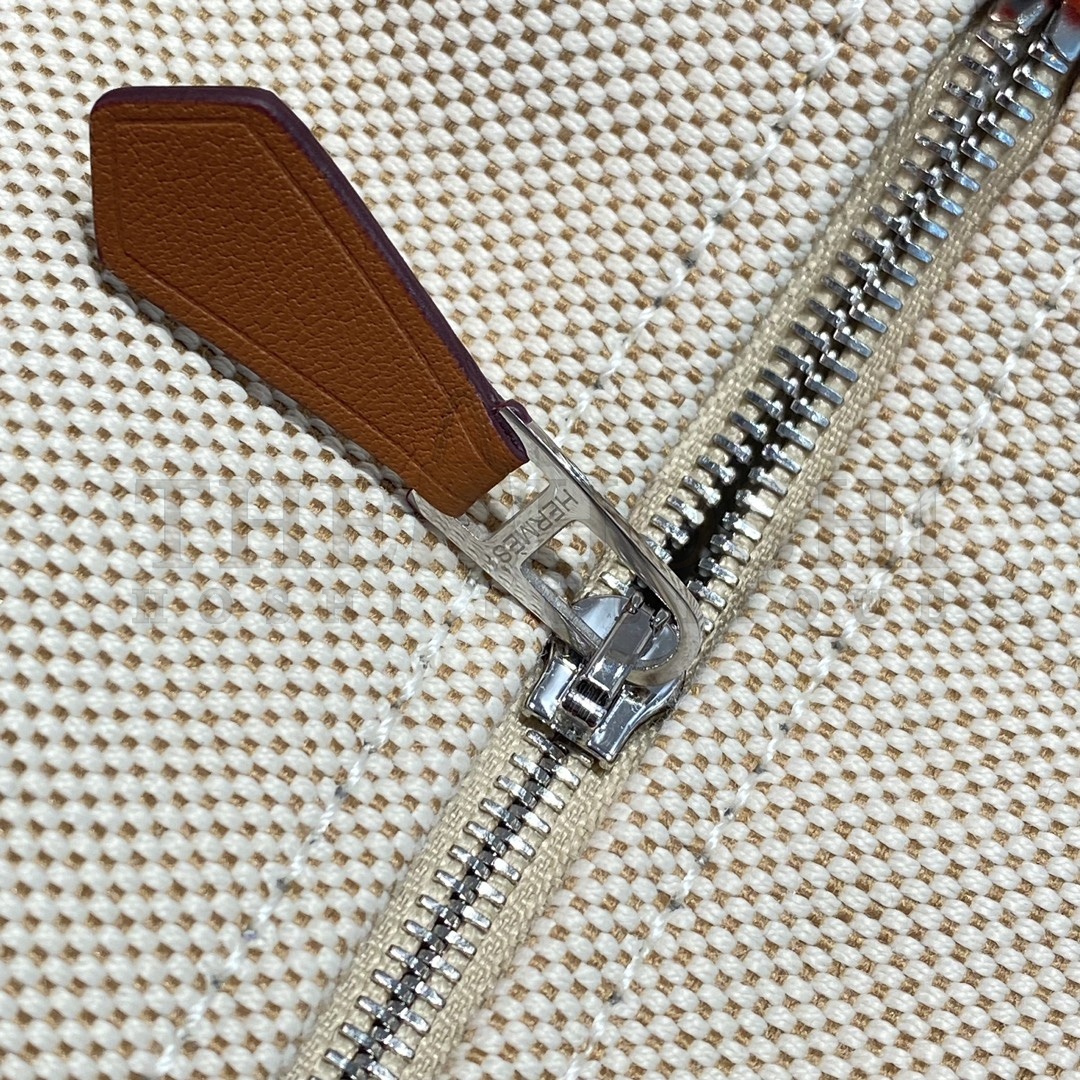 H**me5 H**me5 Trousse Bride-A-Brace Toiletry Bag 25x21x14cm Master Quality