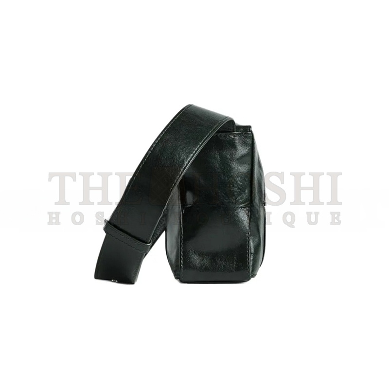 B0tt*ga Ven*ta SMALL ARCO CAMERA BAG 795177V4G413009 (21*13*6.5cm) Master Quality