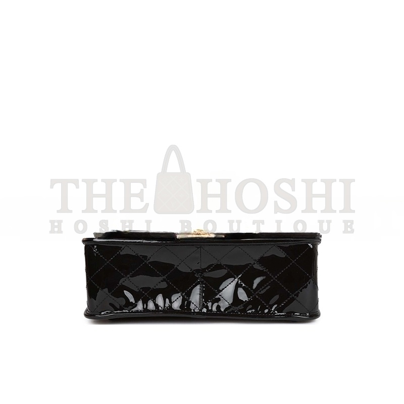 Ch**el LARGE FLAP BACKPACK BLACK PATENT ANTIQUE GOLD HARDWARE (30*23*10cm) Master Quality