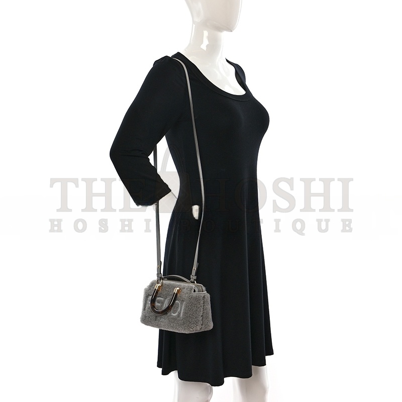 F**di MINI BY THE WAY TOP HANDLE BOSTON GHIACCIO 8BS067ALP2F1CKX (17*12*8cm) Master Quality