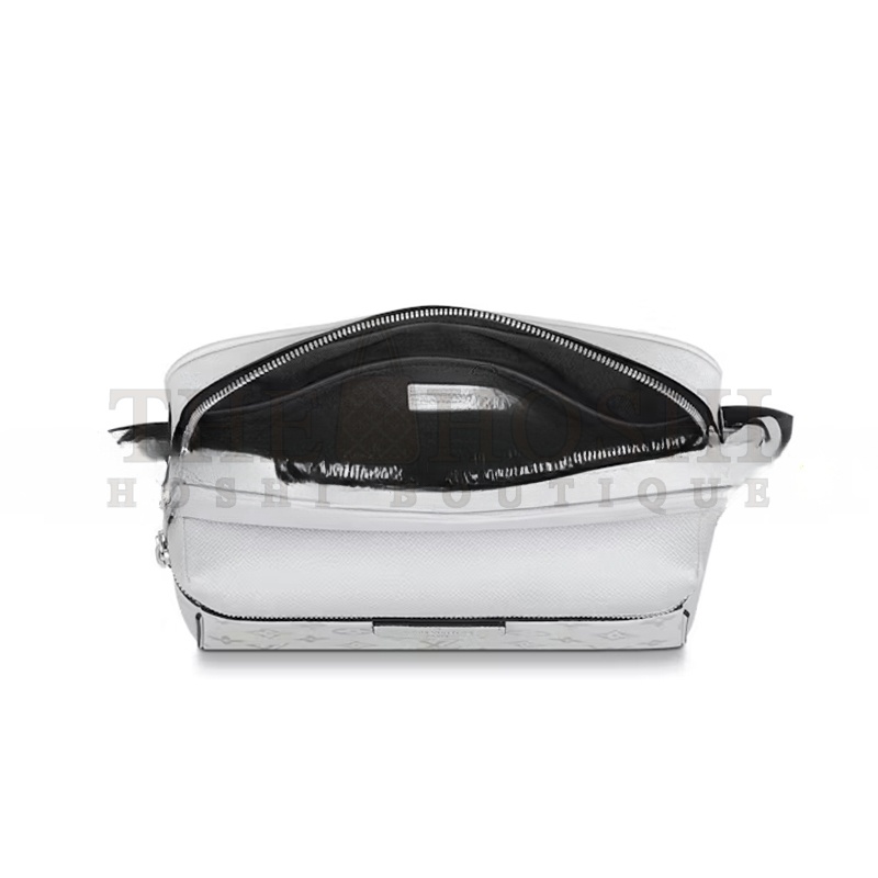 L0vis Vvtt0n OUTDOOR MESSENGER M30243 (29.5*20*10.5cm) Master Quality