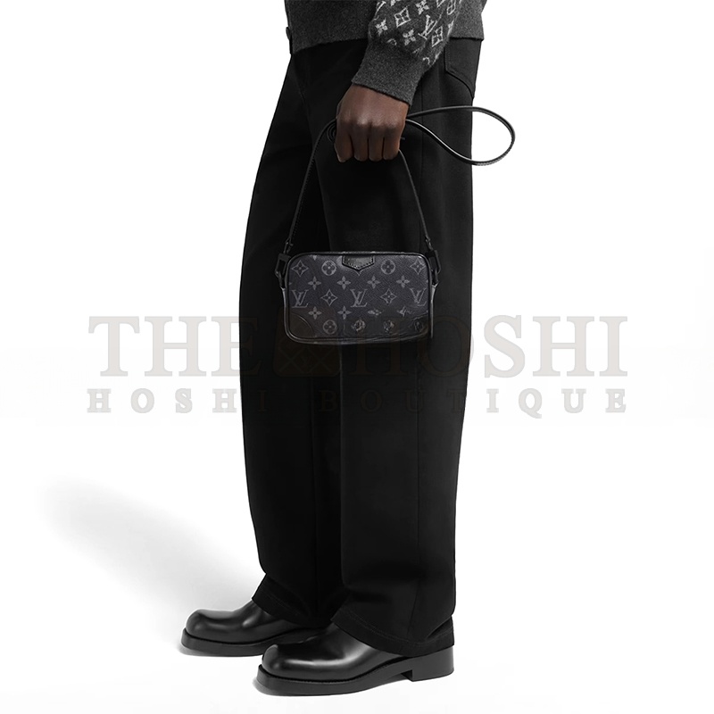 L0vis Vvtt0n TROCADÉRO WEARABLE WALLET M14253 (20*13*6.5cm) Master Quality