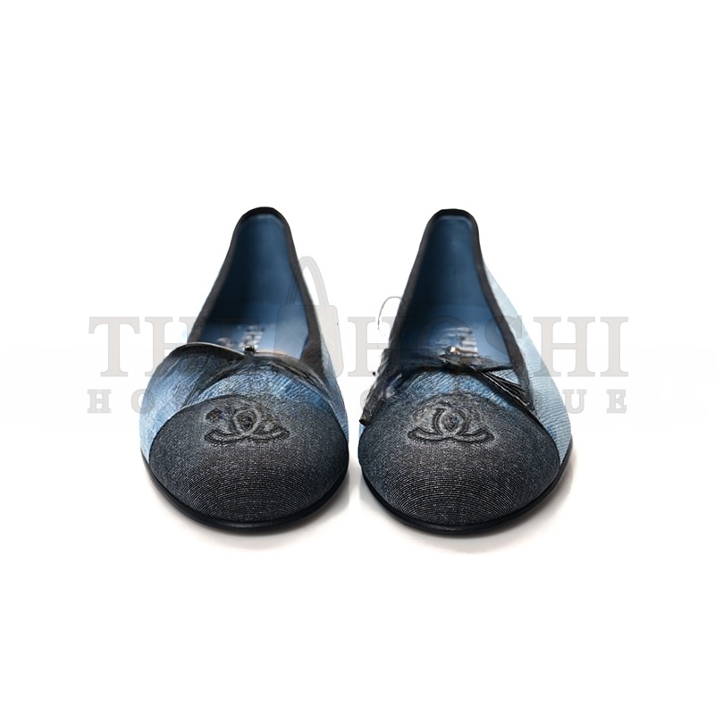 Ch**el DENIM PRINTED QUILT CC CAP TOE BALLERINA FLATS 157513 Master Quality